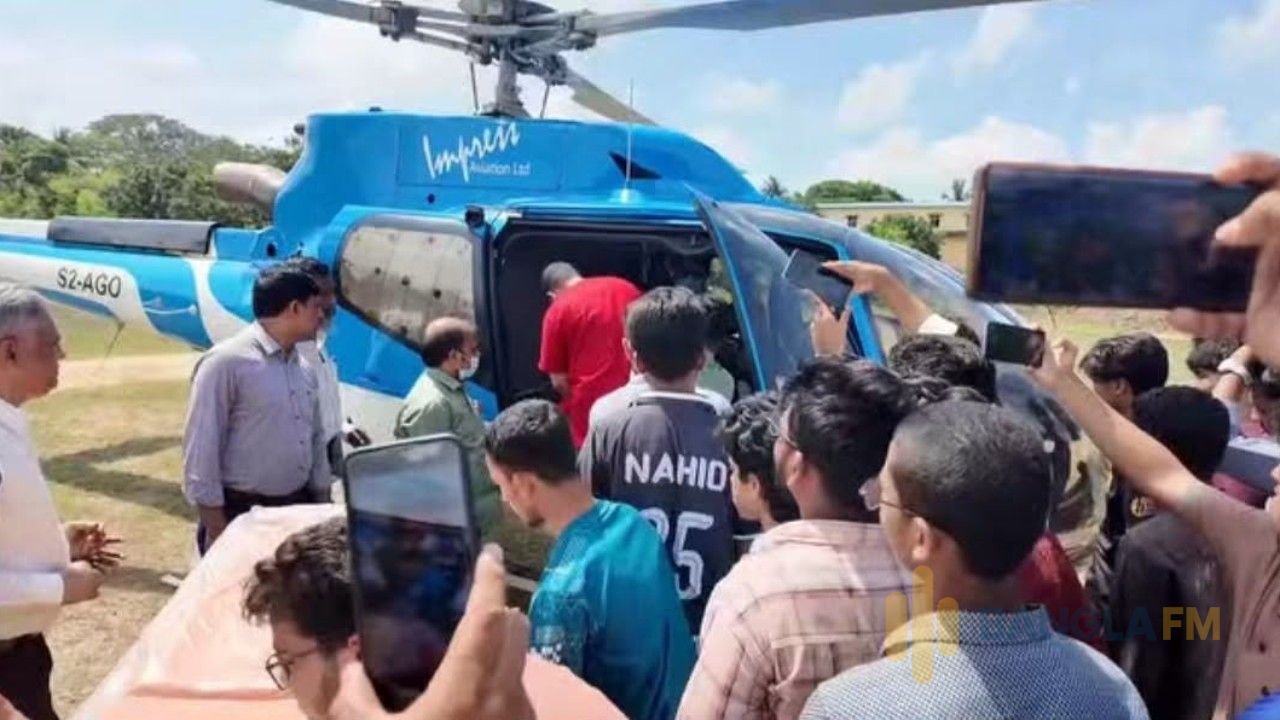 সংকটাপন্ন রাবি শিক্ষার্থীকে এয়ার অ্যাম্বুলেন্সে ঢাকায় পাঠাল প্রশাসন