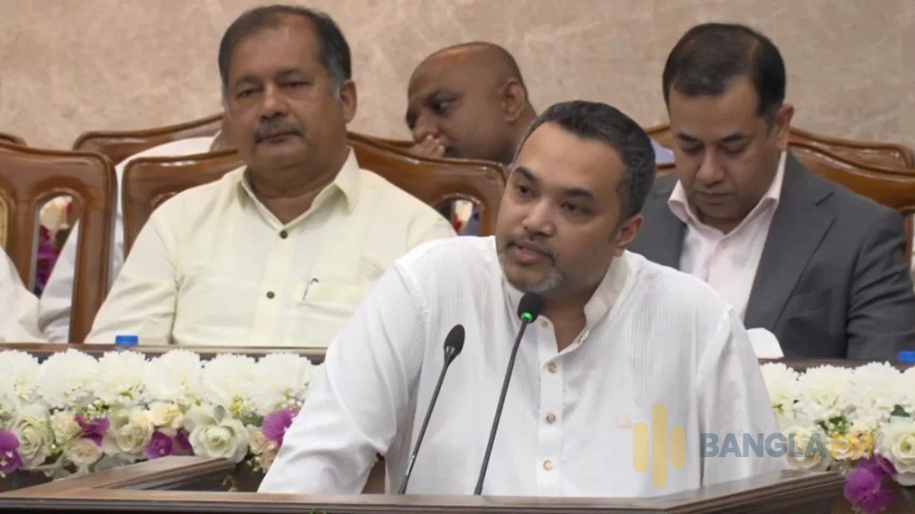 পে-স্কেল প্রণয়নসহ ছয় মাসের হিসাব দিলেন মাহদী আমিন