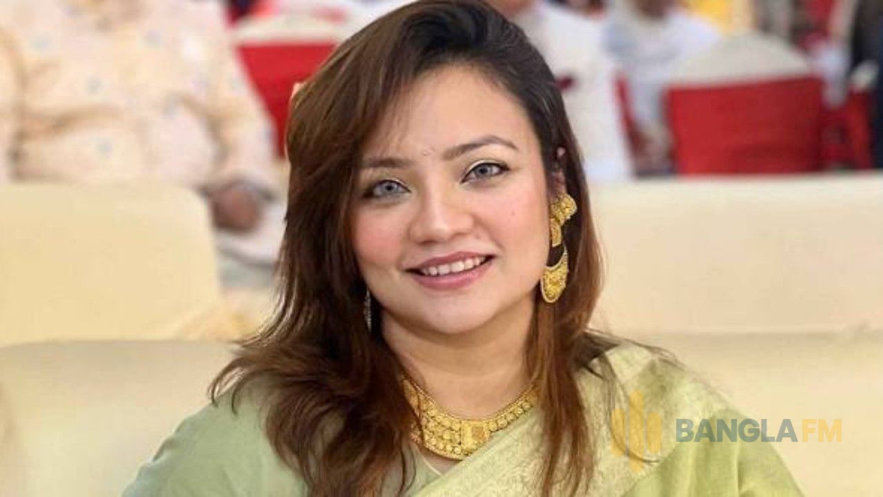 আমি কি পরিমান কষ্ট পেয়েছি, বলে বুঝাতে পারবো না: ঢাবি শিক্ষক মোনামি