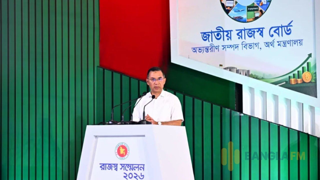 ফ্যাসিবাদমুক্ত বাংলাদেশে এখন আমাদের ঘুরে দাঁড়ানোর পালা: প্রধানমন্ত্রী