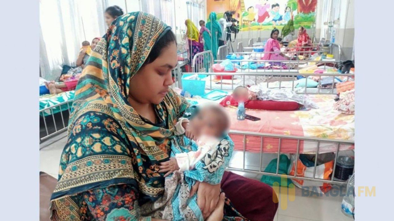 গরমের তীব্রতায় আশঙ্কাজনক হারে বাড়ছে শিশু রোগীর সংখ্যা