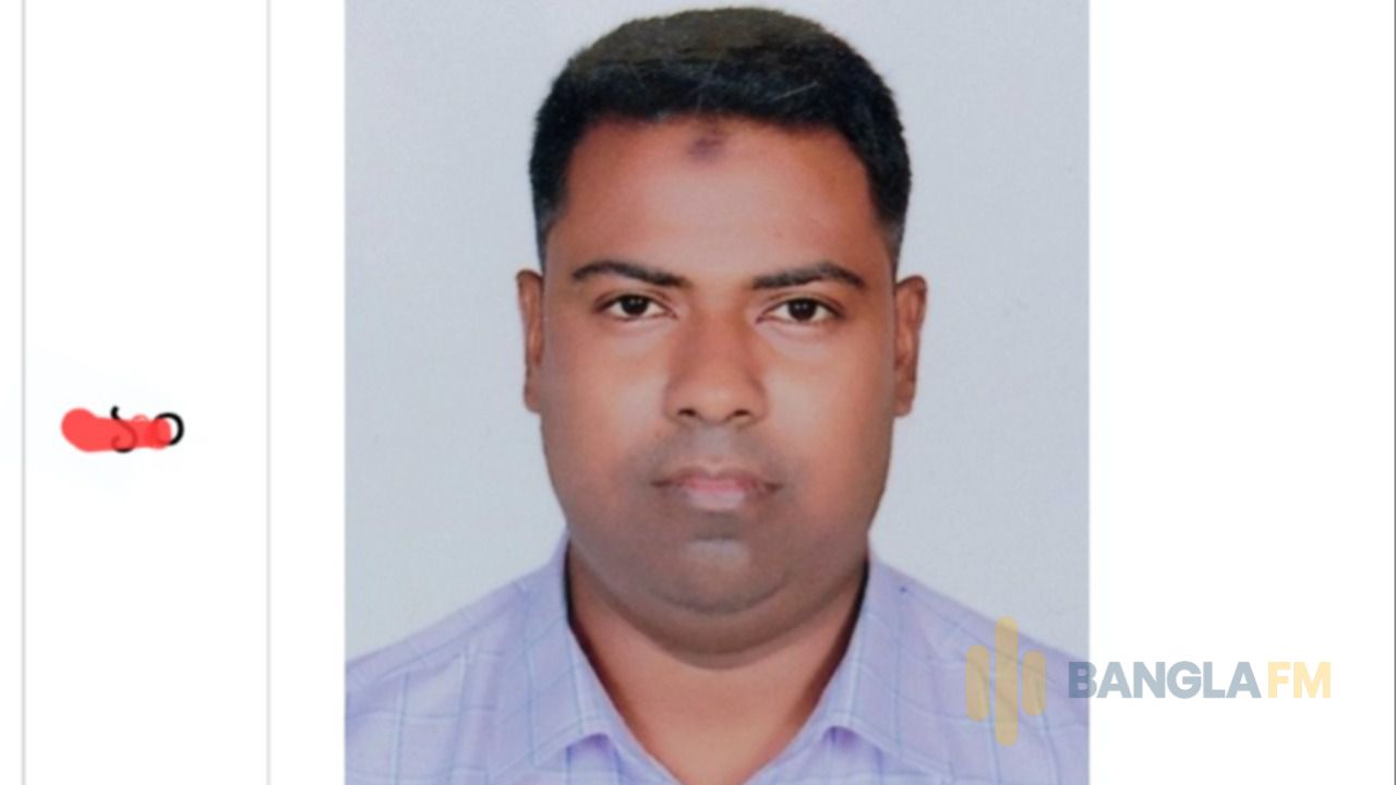 হাসপাতালে রোগী ফেলে ডায়গনস্টিক সেন্টারে রোগী দেখার সময় জনতার হাতে আটক ডাক্তার  