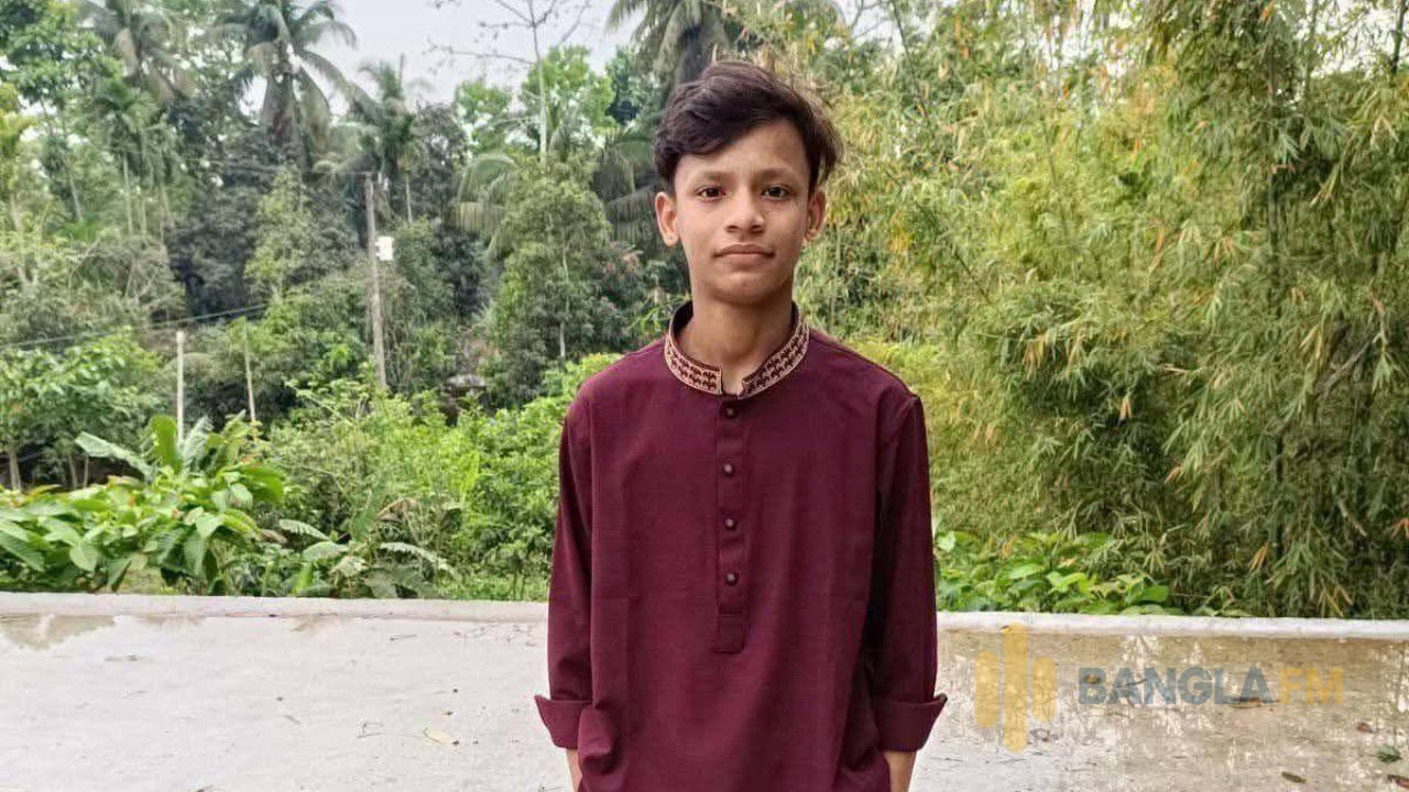 মোবাইল কেনার টাকা না পেয়ে কিশোরের আত্মহত্যা