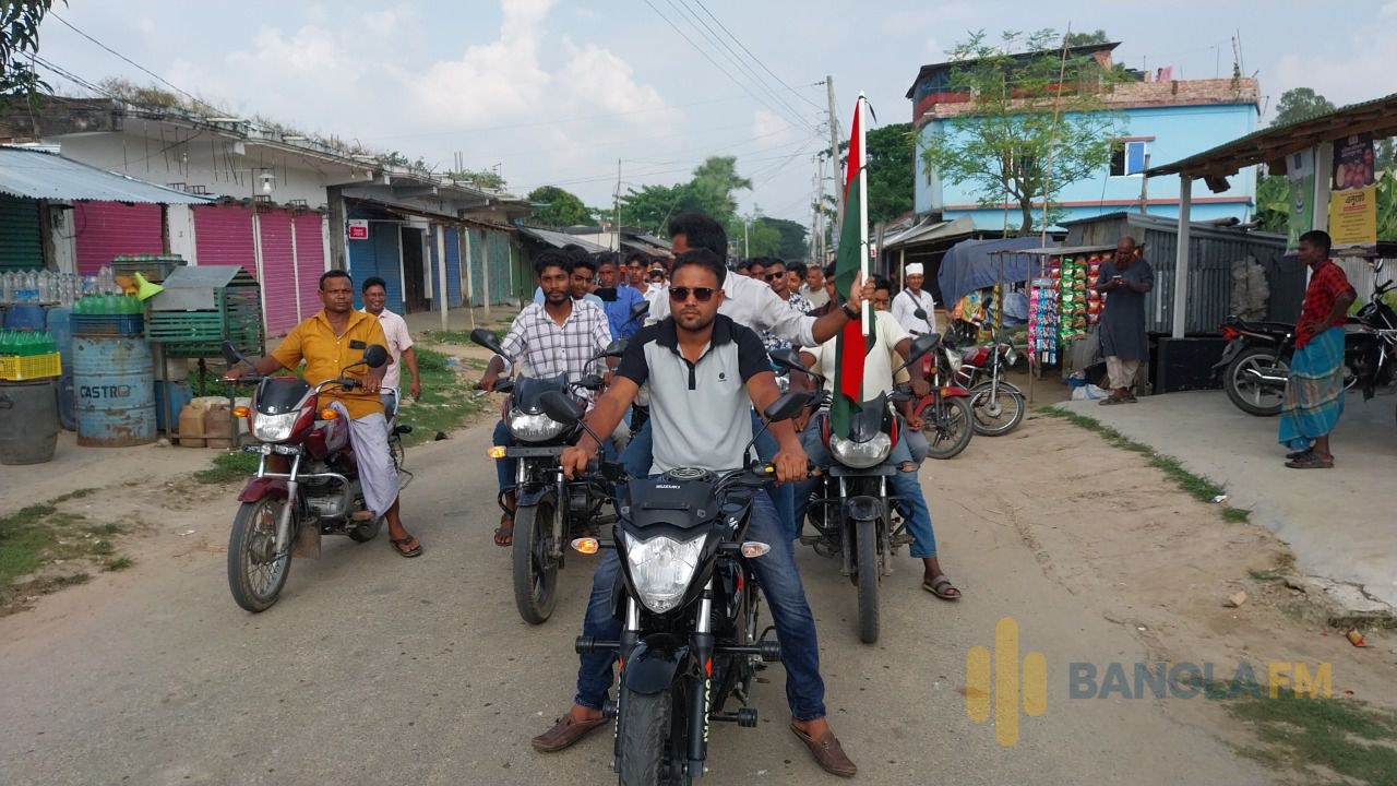 তুলসীগঙ্গা ইউনিয়ন পরিষদ বিনির্মাণে তুলসী গঙ্গা নদীর পাড় থেকেই নির্বাচনী প্রচারণা