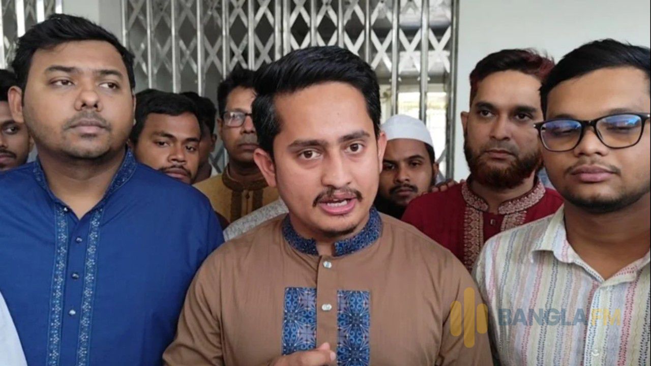 সরকার ধীরে ধীরে ব্যর্থতার দিকে গেলেও স্বীকার করতে চায় না: সারজিস আলম