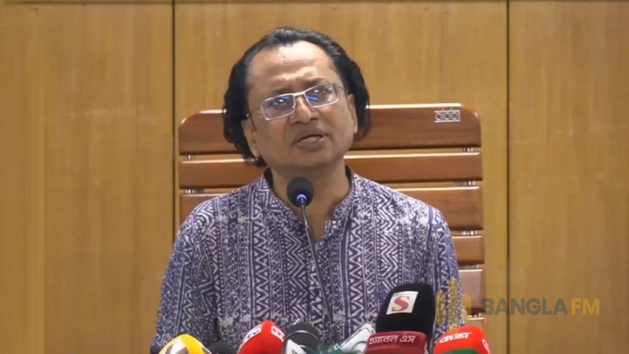 স্বল্প সময়ের মধ্যেই লোডশেডিং কমবে: তথ্য উপদেষ্টা