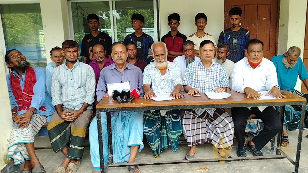 মাদারীপুরে আওয়ামী লীগের অর্ধশতাধিক নেতাকর্মীর পদত্যাগ