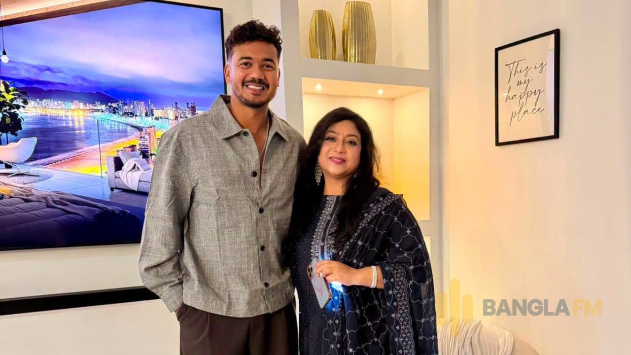 সিডনিতে এক ফ্রেমে শাবনূর ও তাসকিন