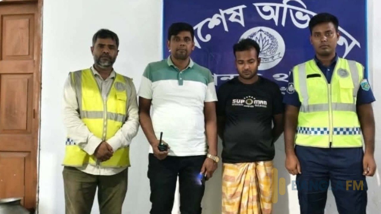 নওগাঁর মান্দায় চোলাইমদ উদ্ধার, গ্রেপ্তার ১