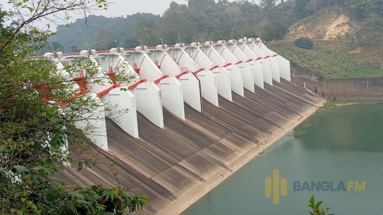 পানি কমতেই কাপ্তাই বাঁধের জলকপাট বন্ধ
