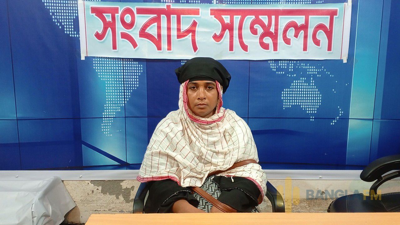 সদরপুরে বসতবাড়িতে হামলা-ভাঙচুরের অভিযোগে সংবাদ সম্মেলন