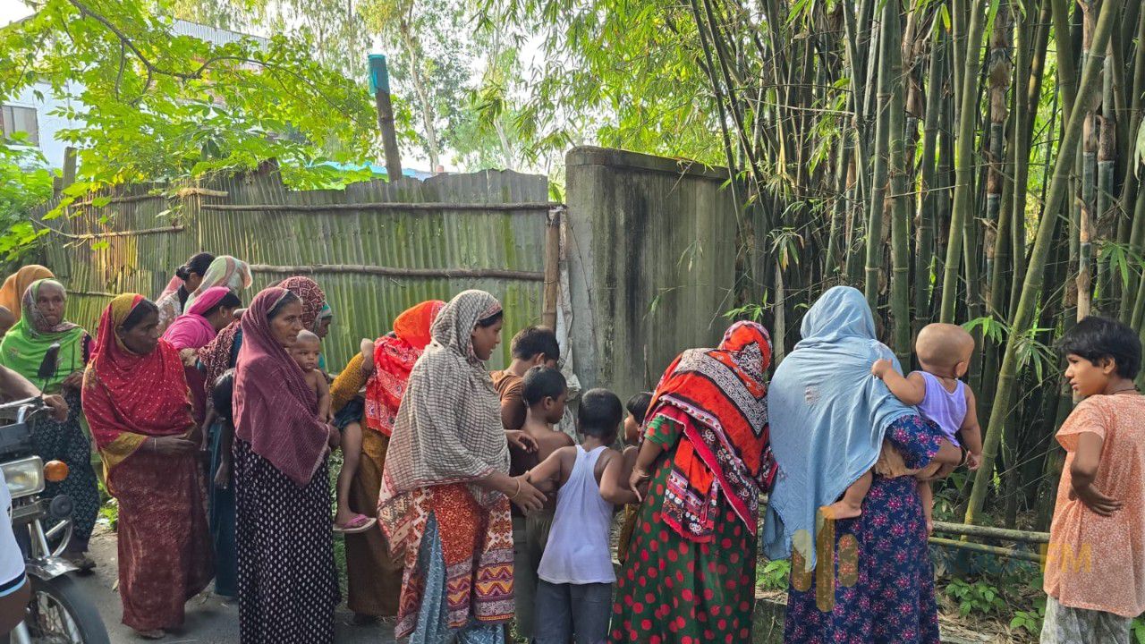 কুড়িগ্রামে ড্রেনে কাপড়ে মোড়ানো নবজাতকের মরদেহ উদ্ধার 