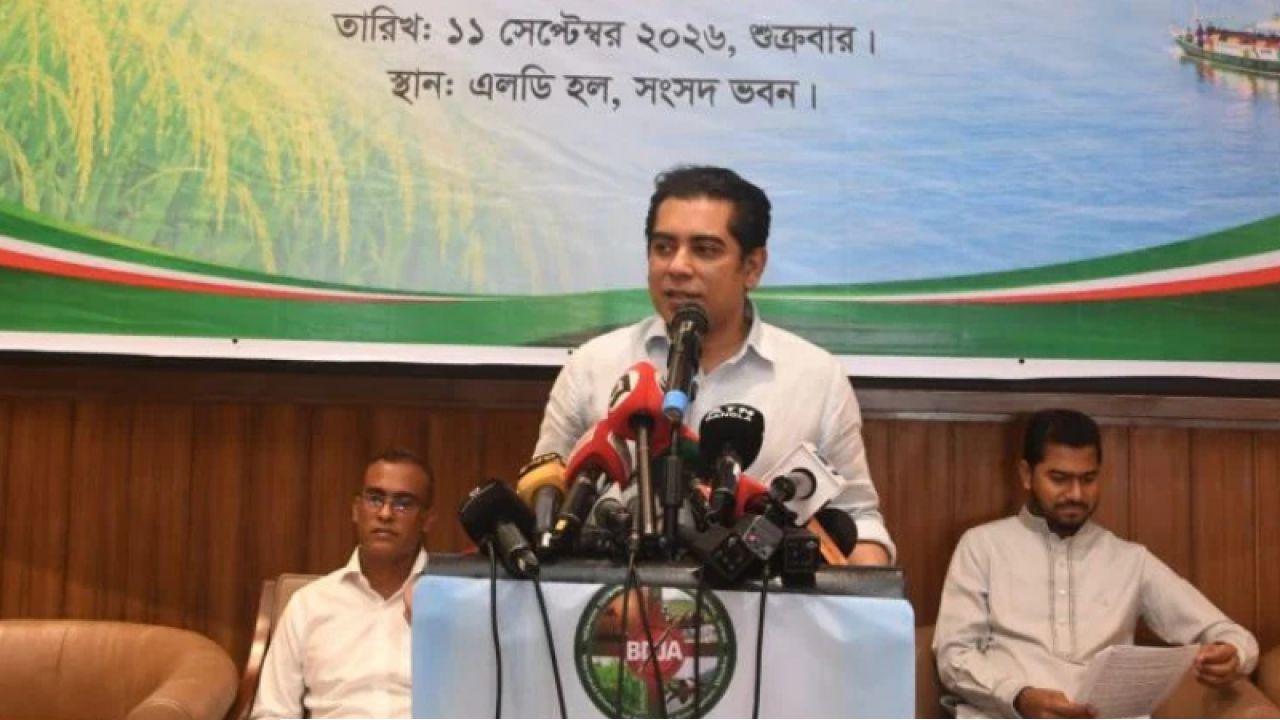 তথ্য ও সম্প্রচারমন্ত্রী ব্যারিস্টার আন্দালিভ রহমান বলেছেন, রাজনীতিতে ভালো তরুণরা না এলে শূন্যতা তৈরি হবে। আপনিও কি তা-ই মনে করেন?