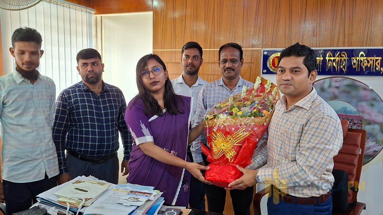 উজিরপুরে নতুন সহকারী কমিশনার (ভূমি) উম্মে সালমা খানুনের যোগদান