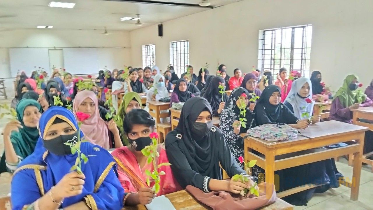 গৌরীপুর মহিলা কলেজে একাদশ শ্রেণির নবীন শিক্ষার্থীদের ওরিয়েন্টেশন ক্লাস অনুষ্ঠিত