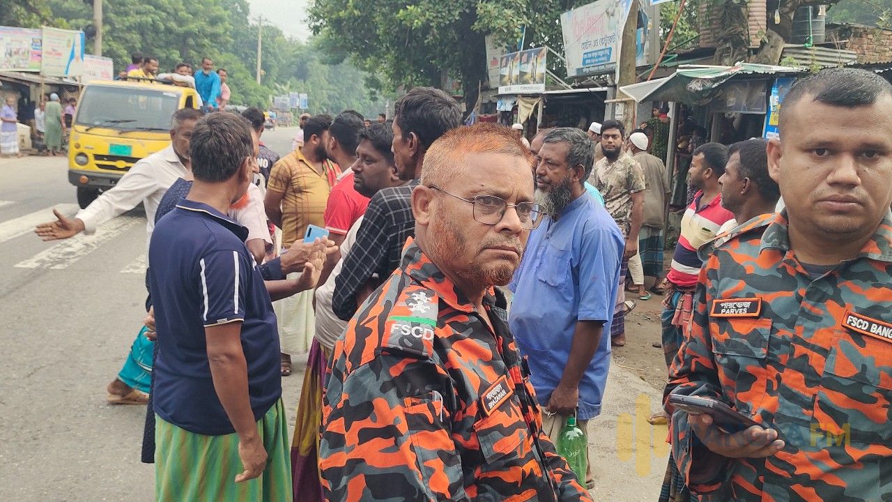 সিরাজগঞ্জে ট্রাক চাপায় সিএনজি চালক নিহত