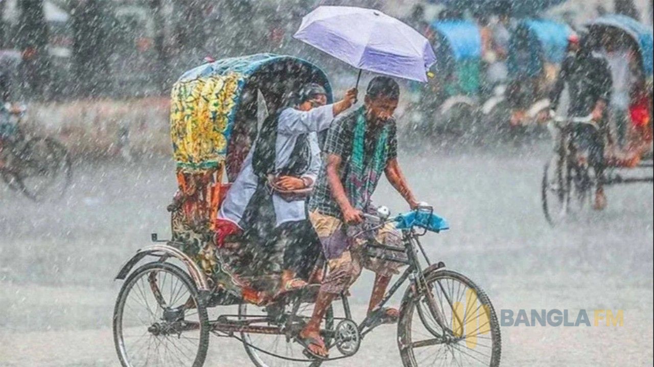 সন্ধ্যার মধ্যে ৮ জেলায় বজ্রবৃষ্টির আভাস