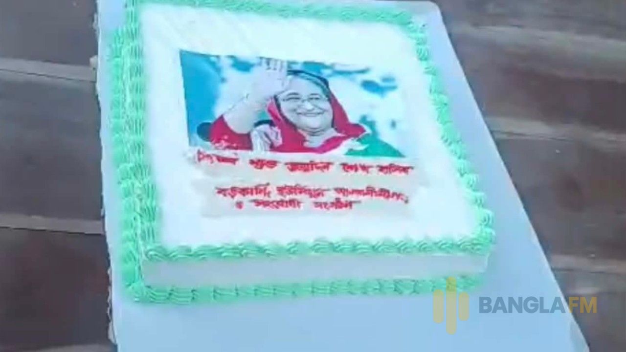 জাজিরায় কেক কাটার আয়োজন, পাঁচ মোটরসাইকেল রেখে পালালেন ছাত্রলীগের নেতাকর্মীরা