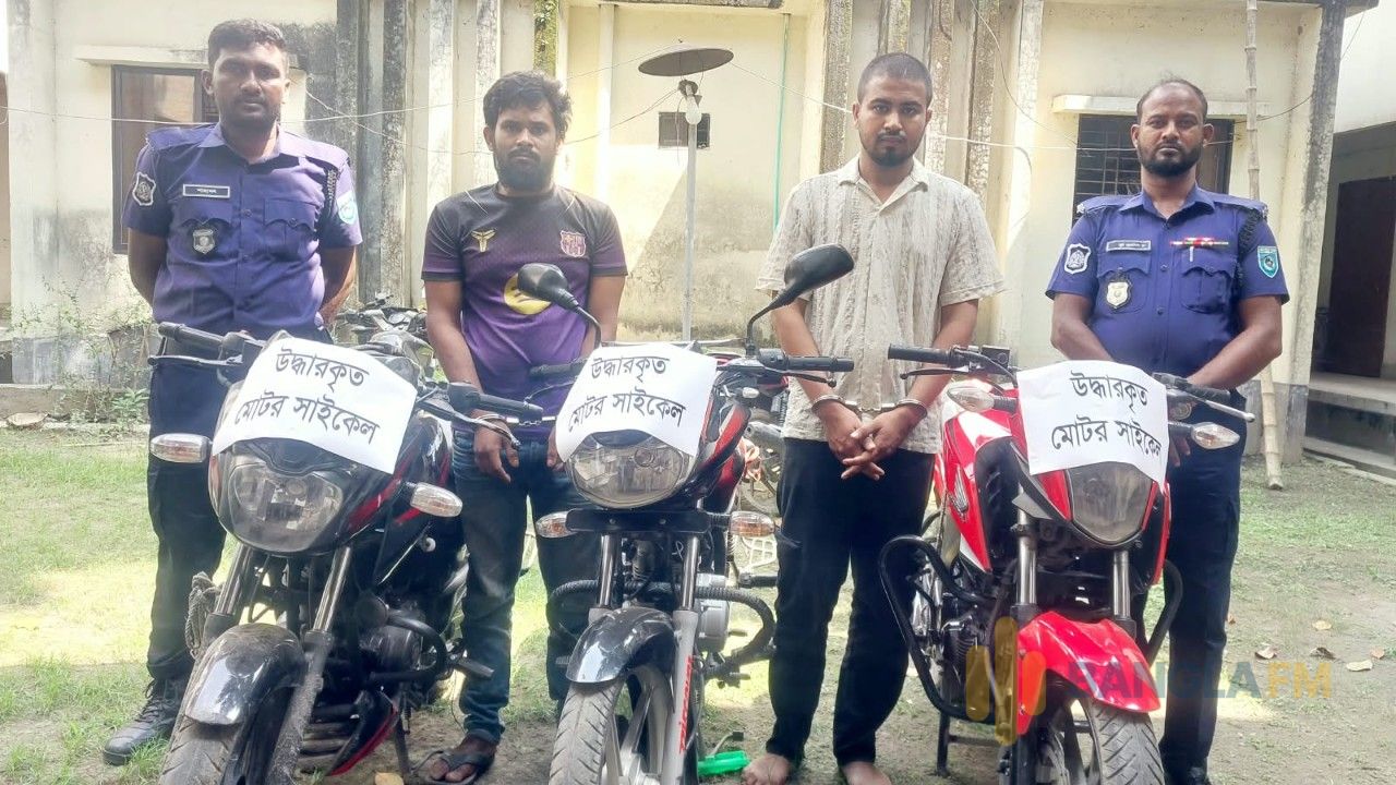 সৈয়দপুরে ৩টি চোরাই মোটর সাইকেলসহ ২ জন গ্রেপ্তার 