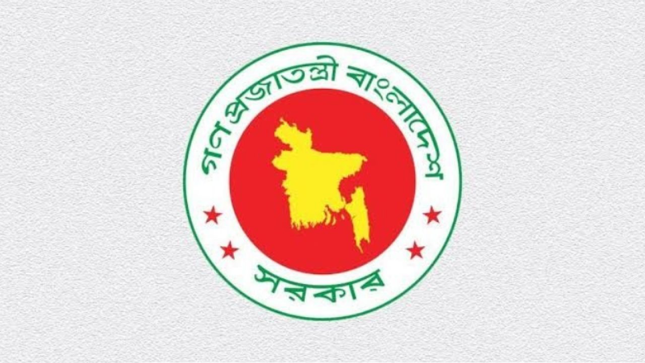 দুর্নীতিবাজ কর্মকর্তাদের চিহ্নিত করতে অভ্যন্তরীণ কমিটি গঠনের সিদ্ধান্ত নেওয়া হয়েছে সচিব সভায়। এতে দুর্নীতি কমবে বলে মনে করেন কি?