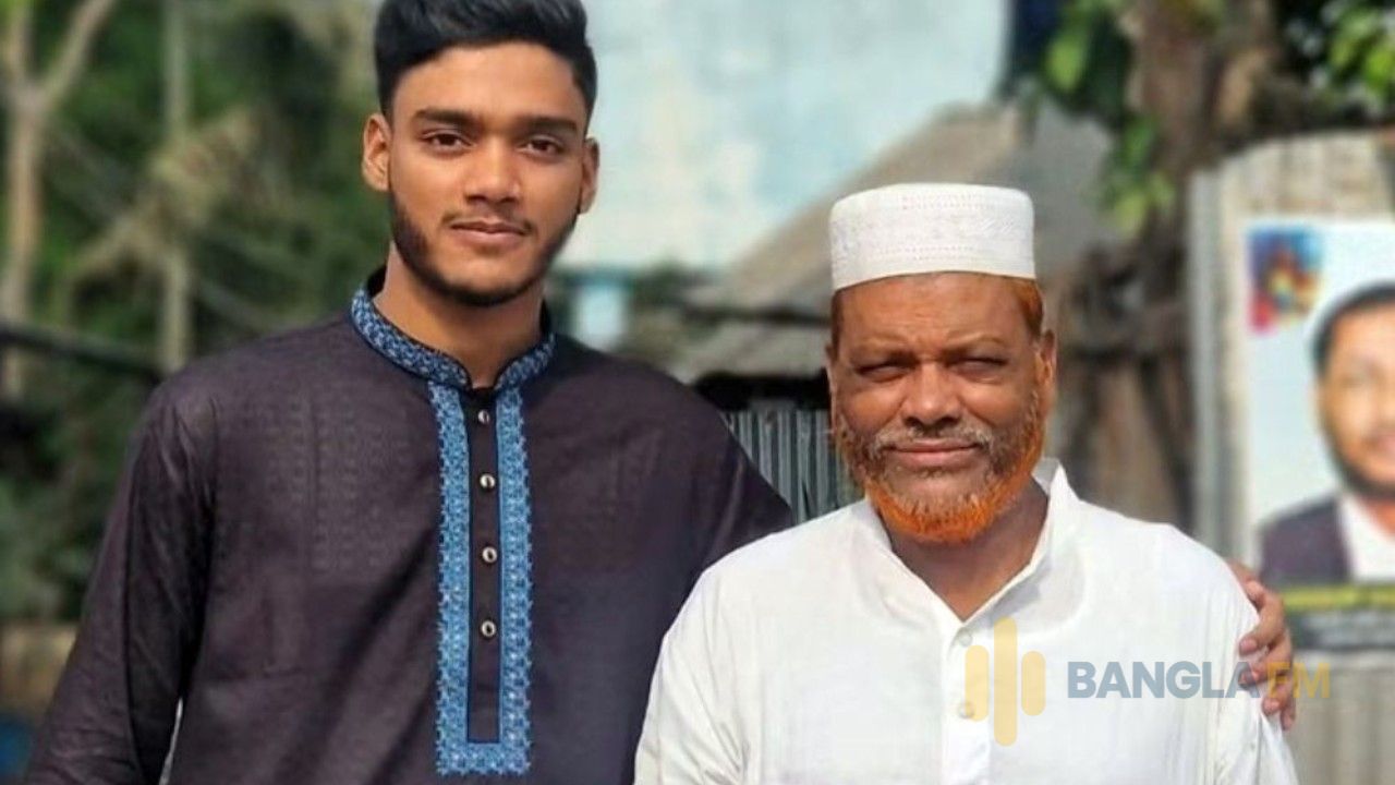 নোয়াখালীতে নিষিদ্ধ ছাত্রলীগ নেতা ছেলেকে দেখতে গিয়ে বাবাও গ্রেপ্তার 