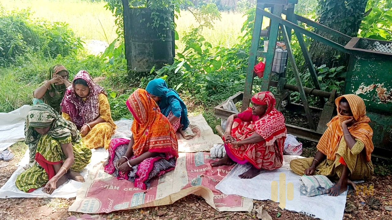 সারিয়াকান্দিতে প্রকল্পের ভুয়া শ্রমিক দেখিয়ে কোটি টাকা লুটপাট