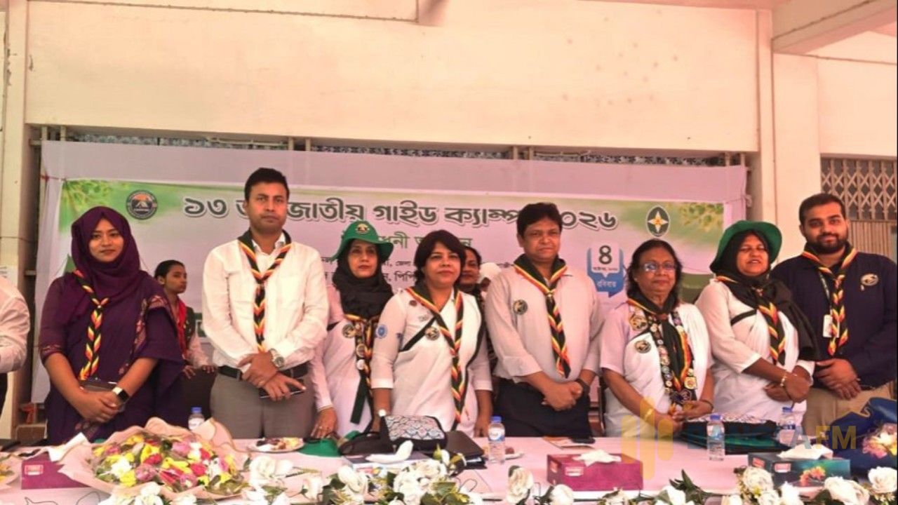 ডেঙ্গু নিয়ন্ত্রণে গার্ল গাইডদের নেতৃত্ব চান গাজীপুরের ডিসি
