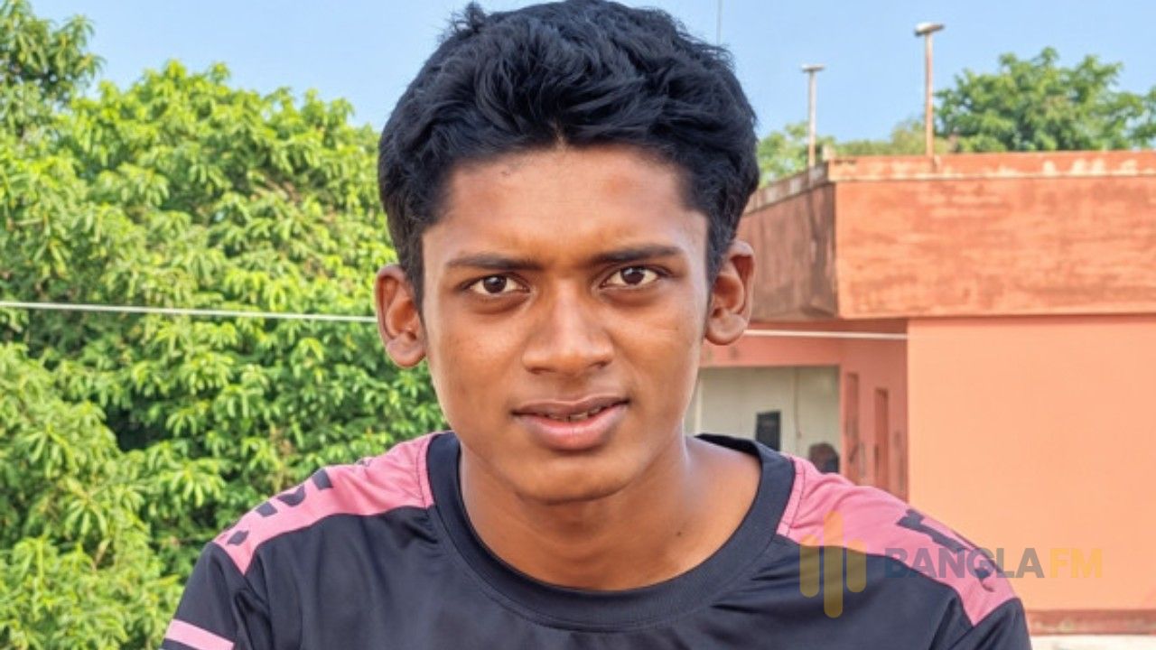 মাছ ধরতে গিয়ে বাল্কহেডের ধাক্কায় নদীতে পড়ে নিখোঁজ জেলের মরদেহ উদ্ধার
