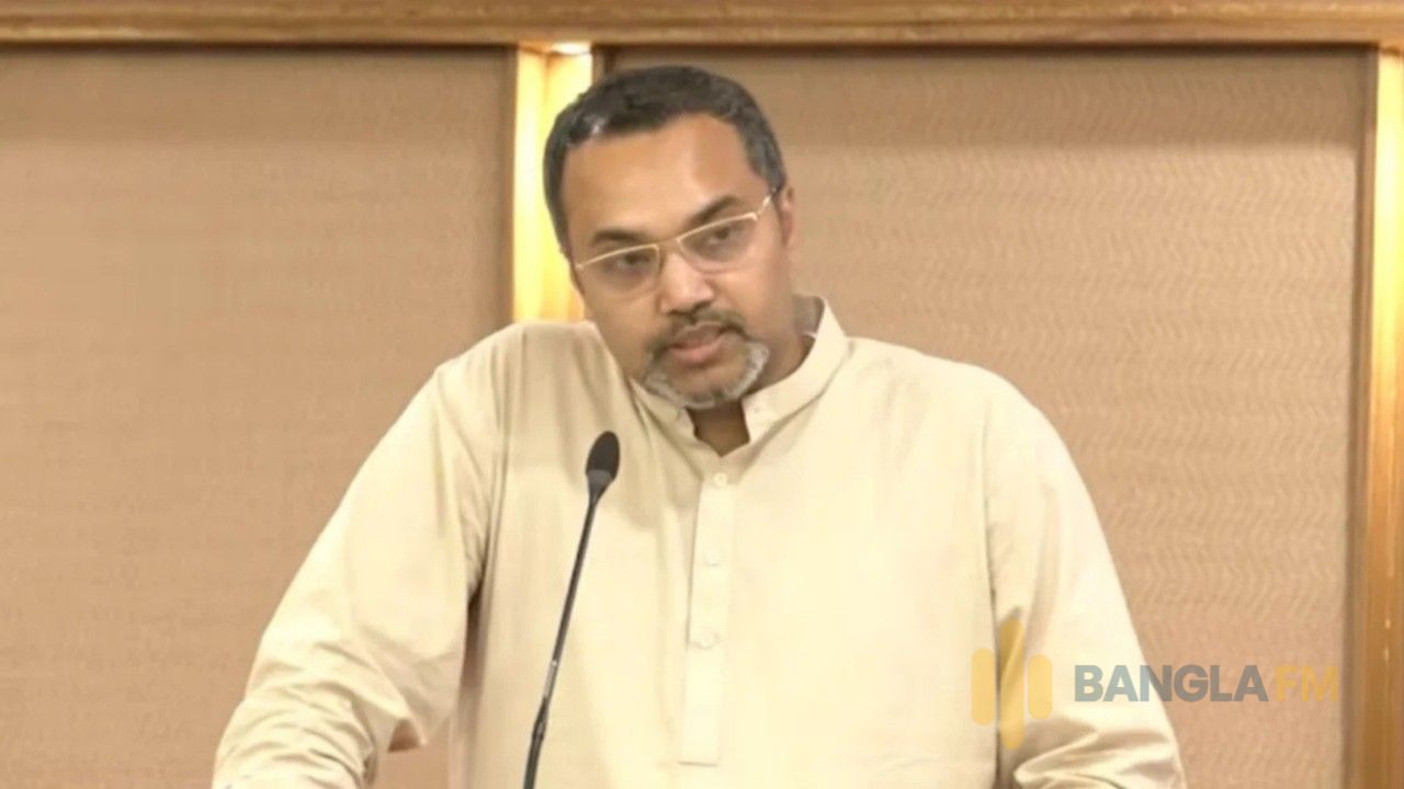 ফ্যাসিবাদ আমলে নিপীড়িত শিক্ষকদের মূল্যায়নের চিন্তা করছে সরকার: মাহদী আমিন