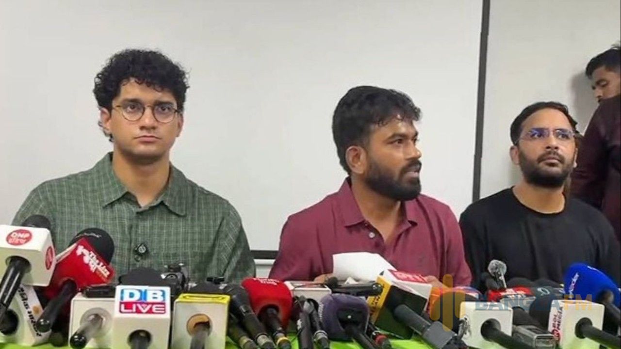 এক বছরের শর্তে মুক্তি পেলেন ককরোচ জনতা পার্টির তিন নেতা