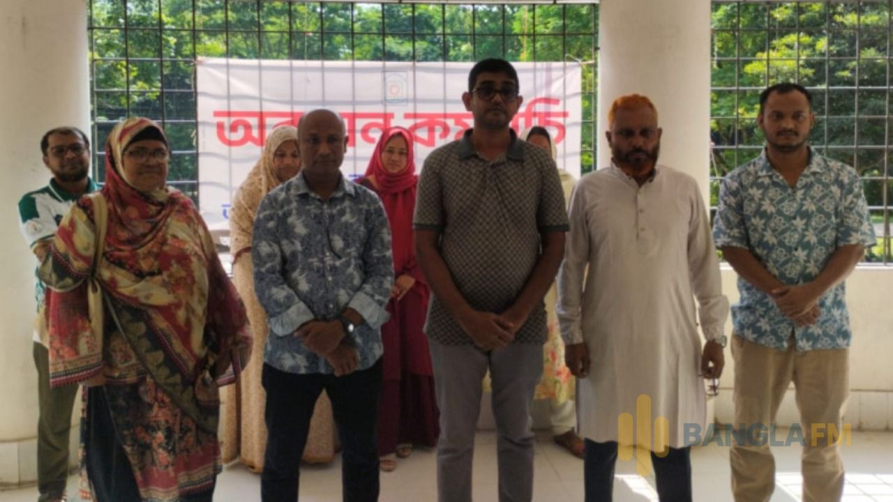 সাময়িক স্থগিত বেরোবি কর্মচারীদের অবস্থান কর্মসূচি