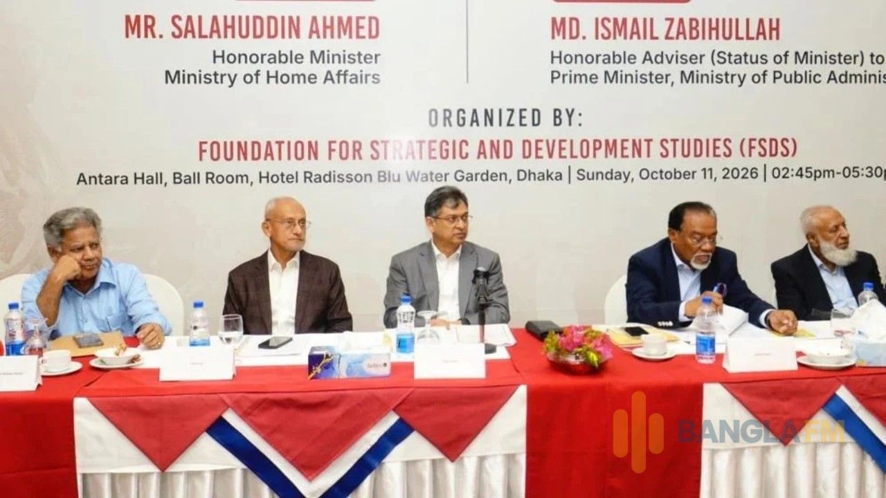 রোহিঙ্গাদের স্বদেশ প্রত্যাবর্তনে আঞ্চলিক-আন্তর্জাতিক সহযোগিতা দরকার: স্বরাষ্ট্রমন্ত্রী