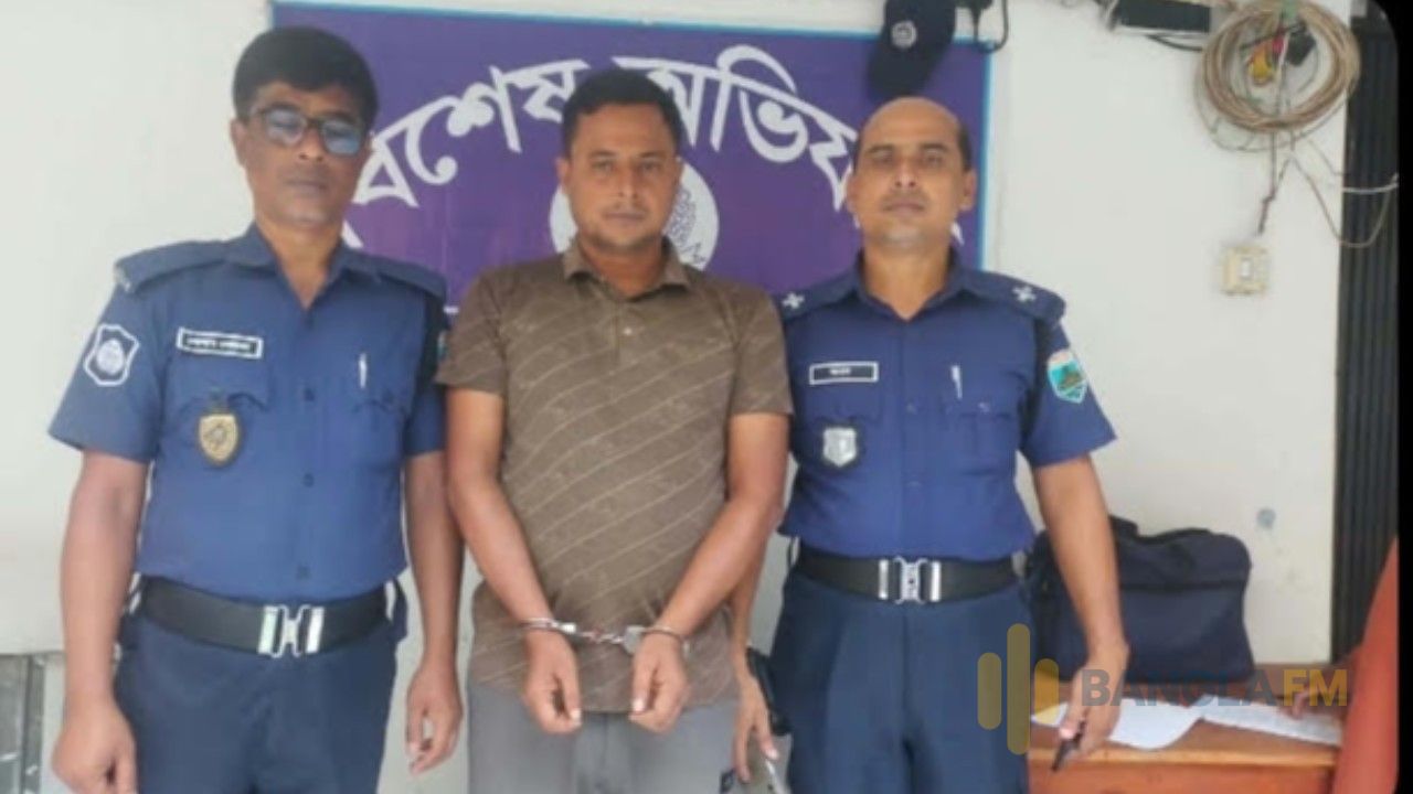 হানিট্র্যাপের ফাঁদে ফেলে ১০ লাখ টাকা চাঁদা দাবি, প্রধান অভিযুক্ত জাকারিয়া গ্রেপ্তার