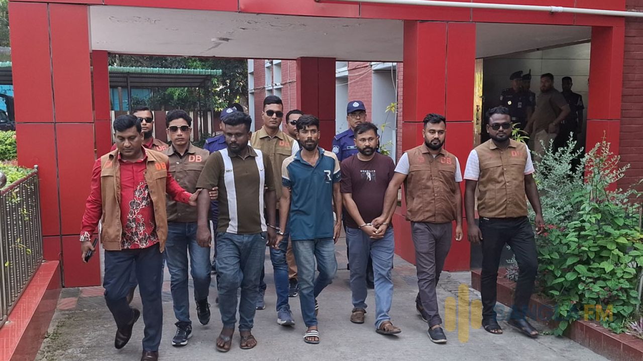 রাজবাড়ীতে প্রায় কোটি টাকার ইয়াবাসহ গ্রেপ্তার ৩