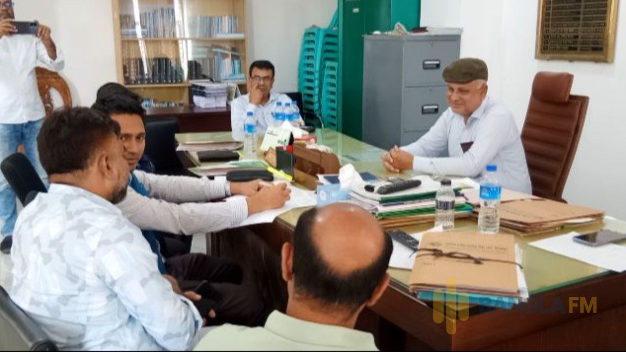 দিনাজপুর শিক্ষা বোর্ডে দুদকের অভিযান, সংগ্রহ করেছে গুরুত্বপূর্ণ নথিপত্র