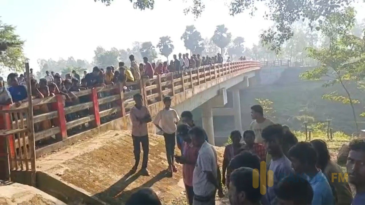 জয়পুরহাটের পাঁচবিবিতে অটোভ্যান চালককে কুপিয়ে হত্যা, সেতুর পাশে মরদেহ উদ্ধার