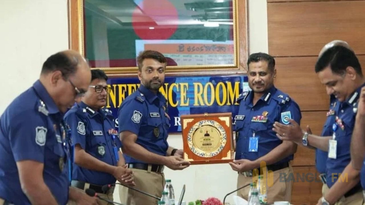 রংপুর রেঞ্জে শ্রেষ্ঠ জেলা নীলফামারী, শ্রেষ্ঠ পুলিশ সুপার ফরহাদ হোসেন