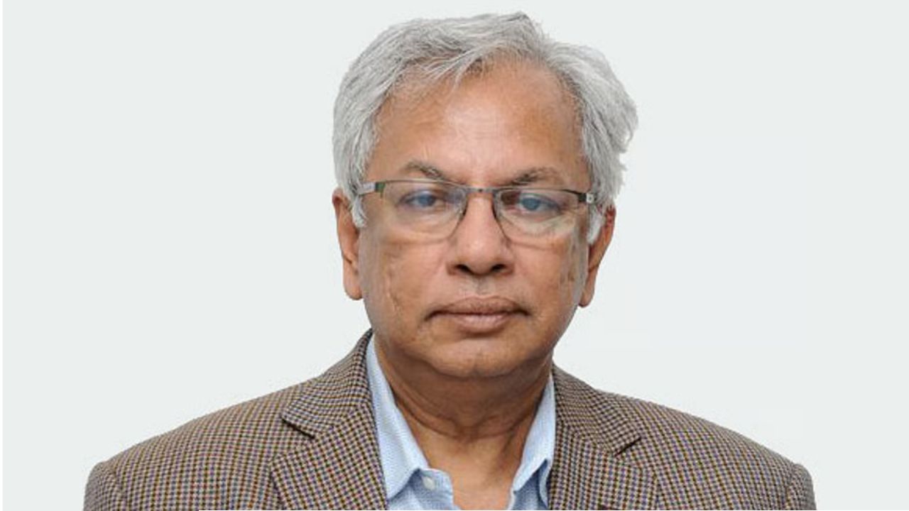 বিআইডিএসের মহাপরিচালক এনামুল হক বলেছেন, প্রযুক্তির ব্যবহার বাড়িয়ে উৎপাদনশীলতা বাড়ানো না গেলে কৃষকের ঋণের বোঝা বাড়তে পারে এবং অনেকে কৃষি ছেড়ে দিতে পারেন। আপনিও কি তা-ই মনে করেন?