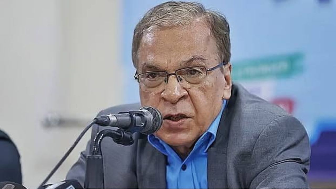 টিআইবির নির্বাহী পরিচালক ড. ইফতেখারুজ্জামান বলেছেন, ক্ষমতার রাজনীতি ও আমলাতান্ত্রিক দুষ্টচক্রের হাতে জিম্মি হয়ে পড়েছে সংস্কার। আপনিও কি তা-ই মনে করেন?
