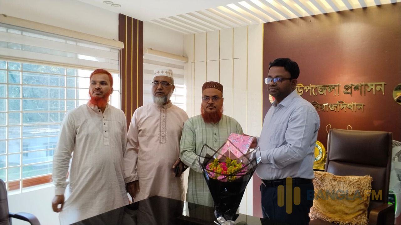 সিরাজদিখানে নবাগত ইউএনওর সঙ্গে জামায়াত নেতাদের সৌজন্য সাক্ষাৎ