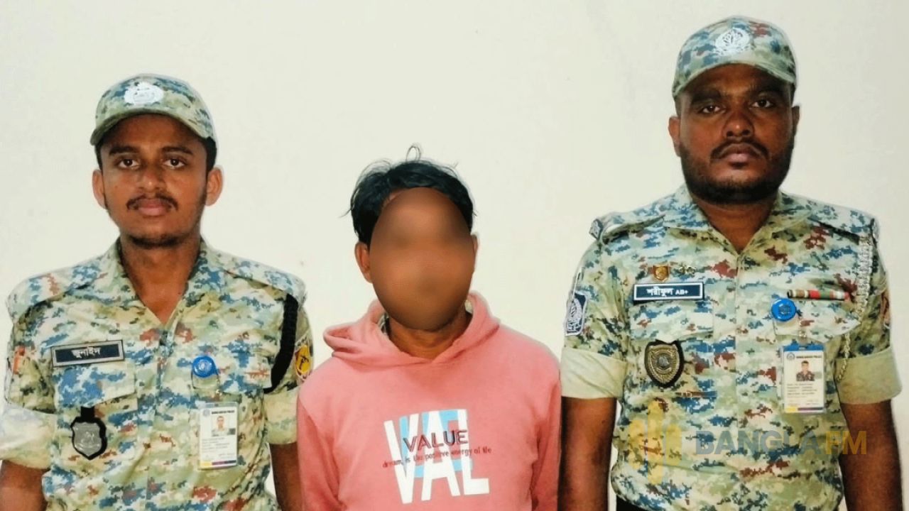 ওমান থেকে আসা ৩ সহযাত্রীর লাগেজ চুরি, যুবক গ্রেফতার