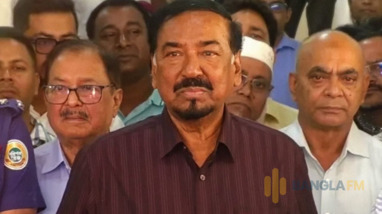 রাজনৈতিক অভিজ্ঞতা থেকে বলছি, শেখ হাসিনার ফেরা অনিশ্চিত: স্পিকার