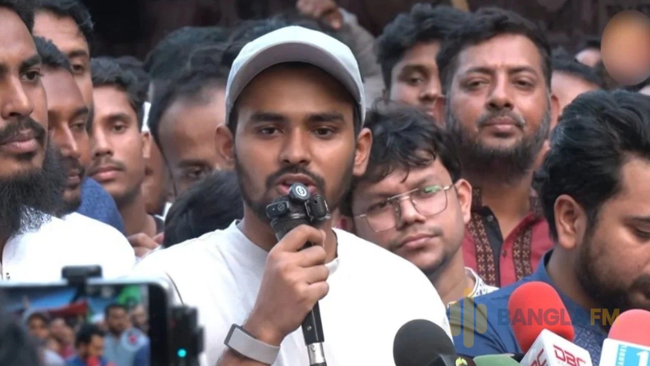 সবজি কিনতে গেলে মনে হয় মাংস কিনছি, গরু-ইলিশের কথা মানুষ ভুলে যাবে: আসিফ মাহমুদ