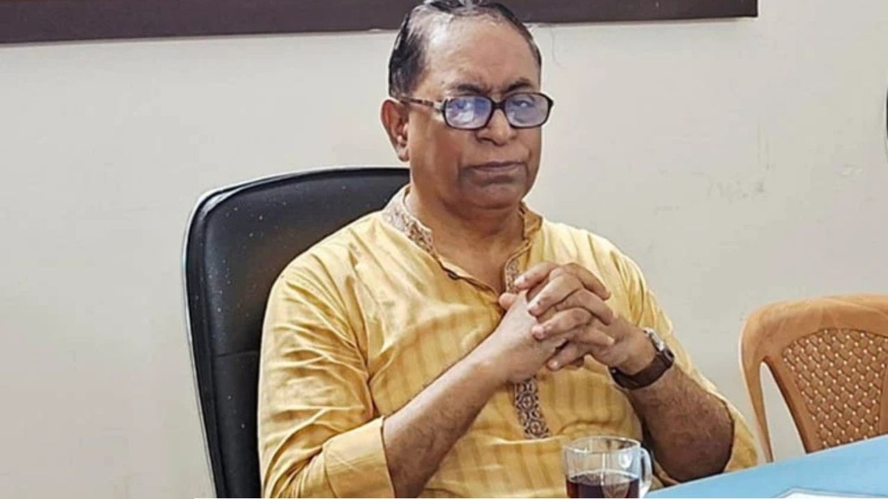বিপ্লবী ওয়ার্কার্স পার্টির সাধারণ সম্পাদক সাইফুল হক বলেছেন, কার্যক্রম নিষিদ্ধ দল আওয়ামী লীগকে নিয়ে অতিরিক্ত মাতামাতি বুমেরাং হয়ে উঠতে পারে। আপনিও কি তা-ই মনে করেন?