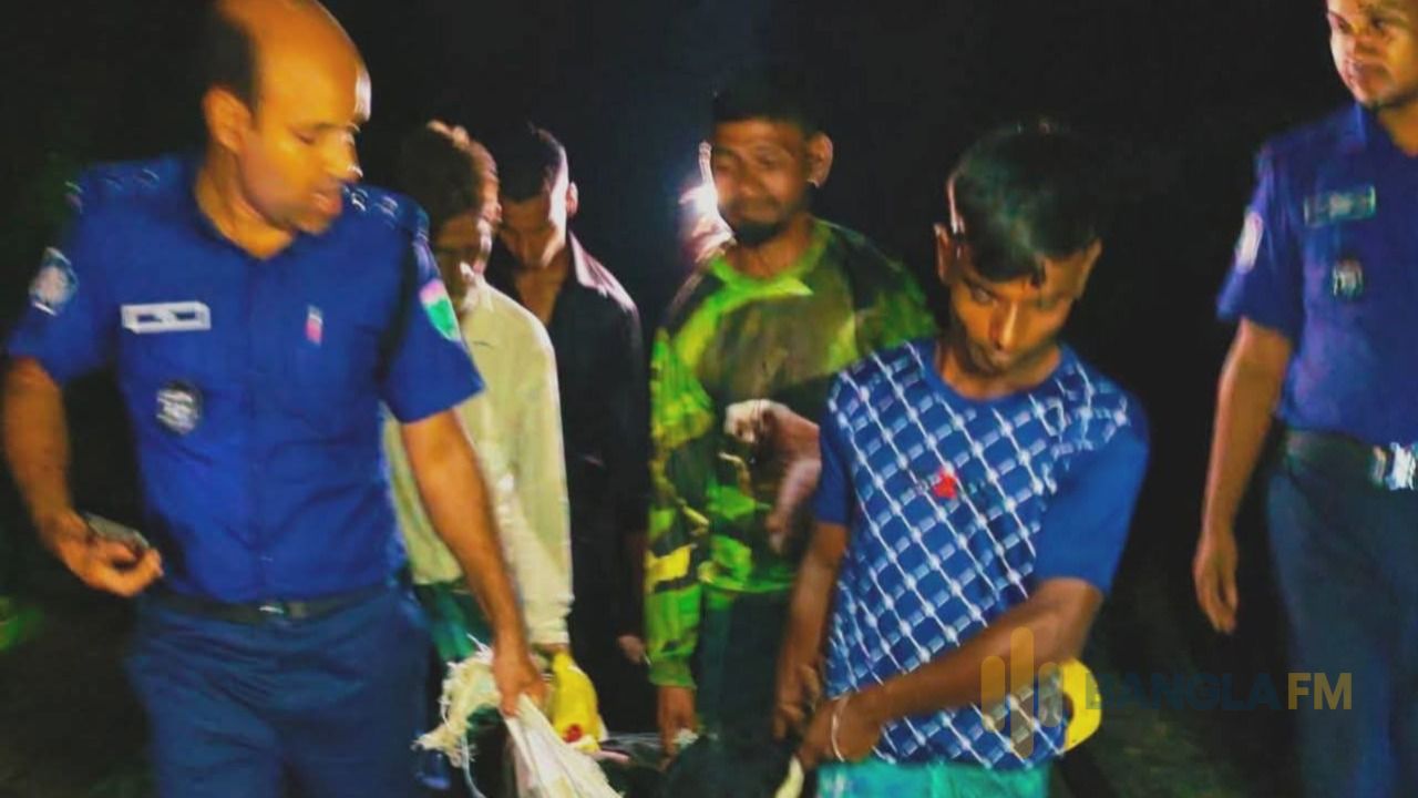 লাউয়াছড়ায় ট্রেনের ছাদে ছিনতাইয়ের অভিযোগ,আহত যুবক উদ্ধার