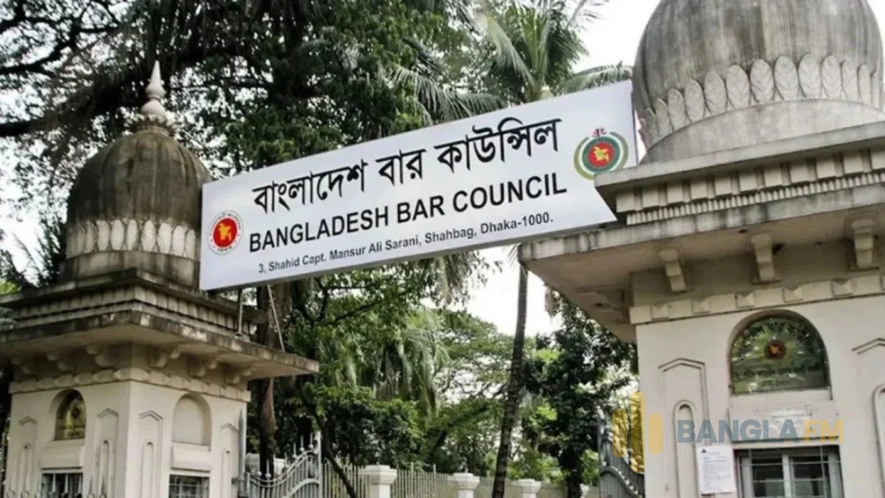 আইনজীবী তালিকাভুক্তির বয়স ৩৫ বছর করার সিদ্ধান্ত