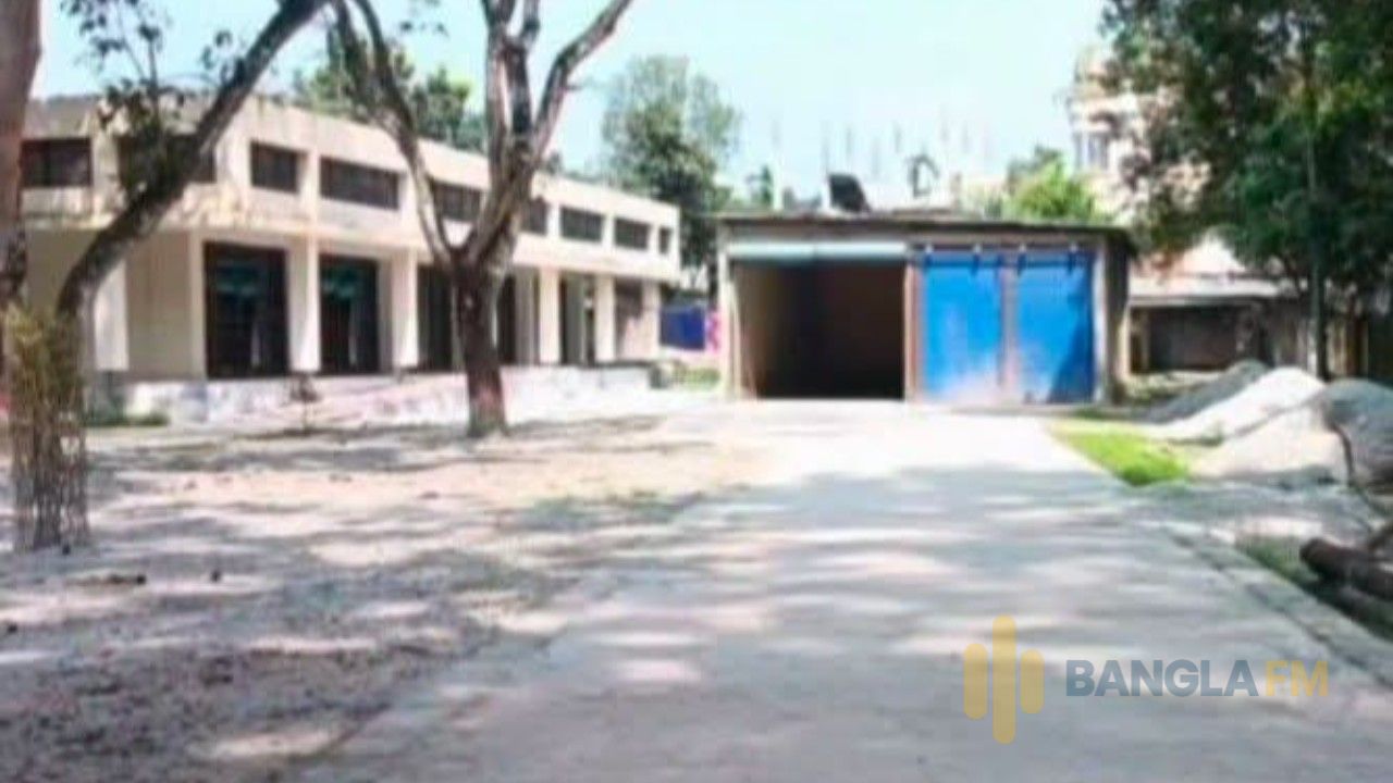 পলাশবাড়ীতে এডিপির প্রকল্প বাস্তবায়নে তদারকি, তদন্ত কমিটি গঠনের আশ্বাস