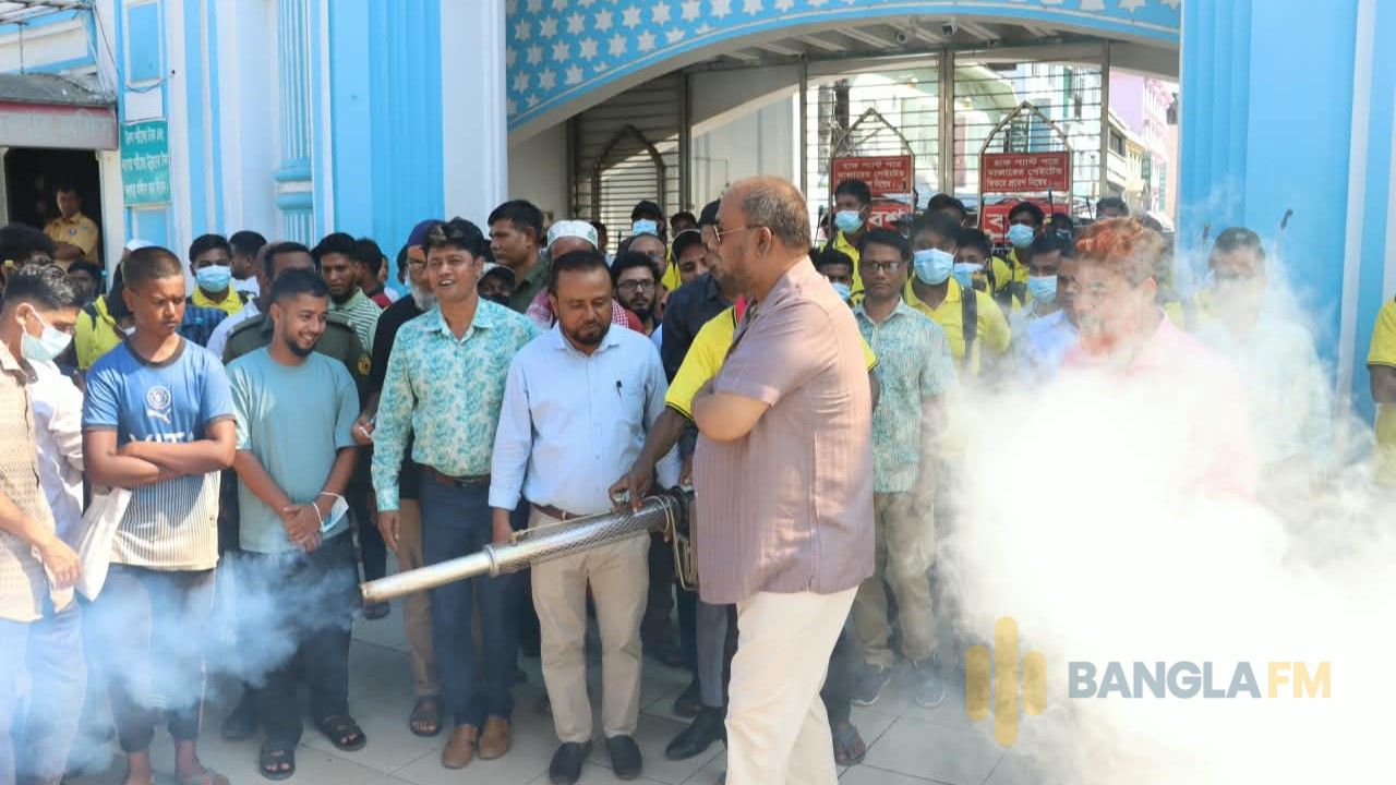 সিলেটে ডেঙ্গু প্রতিরোধে সিসিকের বিশেষ মশক নিধন অভিযান শুরু