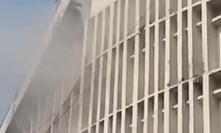 পিজি হাসপাতালে অগ্নিকাণ্ড