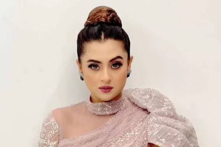 চিত্রনায়িকা বুবলী